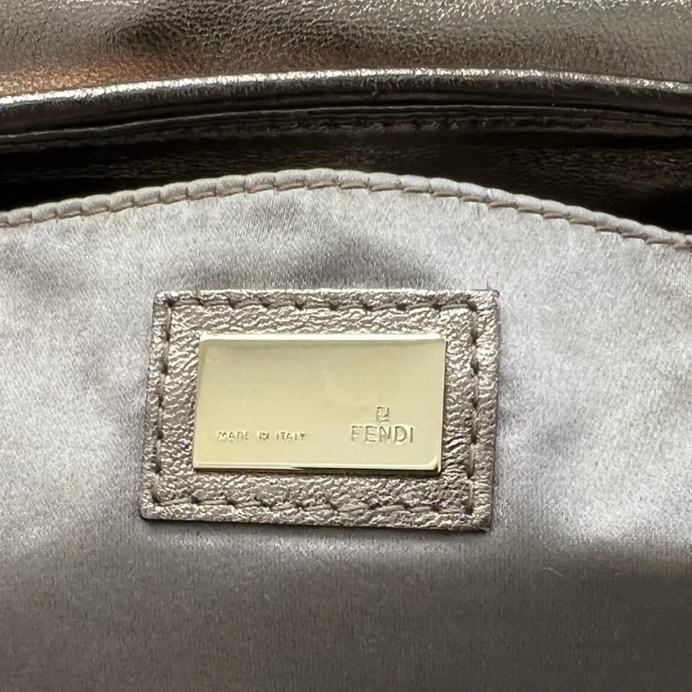 FENDI VANITY BAG METALLIC GOAT LEATHER & SWAROVSKI CRYSTALS - ART DECO DESIGN - Picture 12 of 16